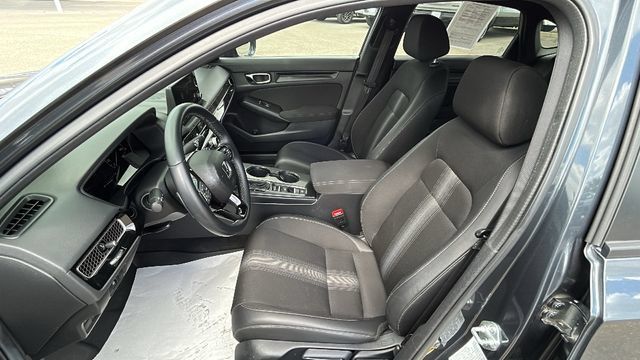 Used 2025 Honda Civic Sport image 17
