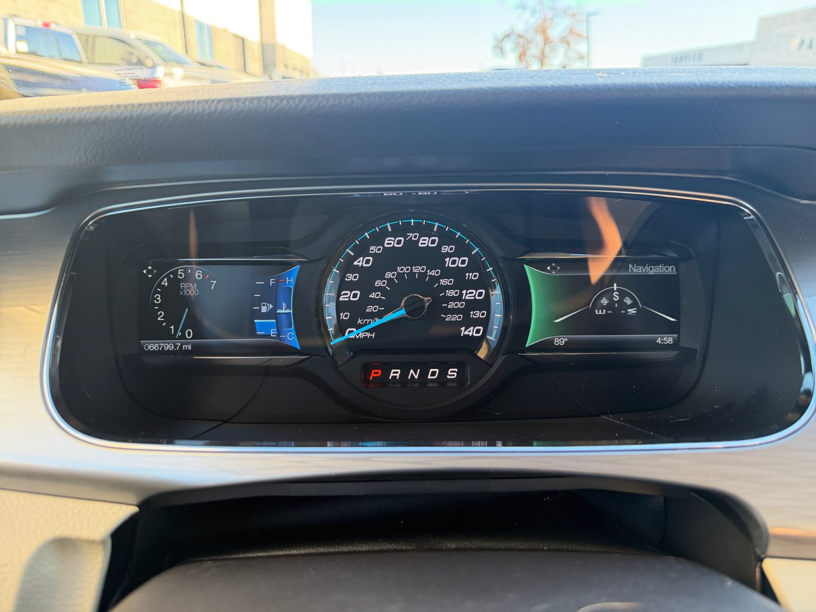 Used 2018 Ford Taurus SEL w/ Equipment Group 201A FWD image 21