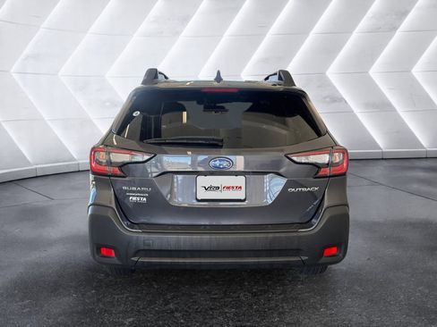 Used 2024 Subaru Outback Premium image 5