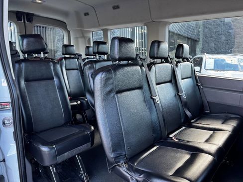 Used 2023 Ford Transit 350 XL image 38