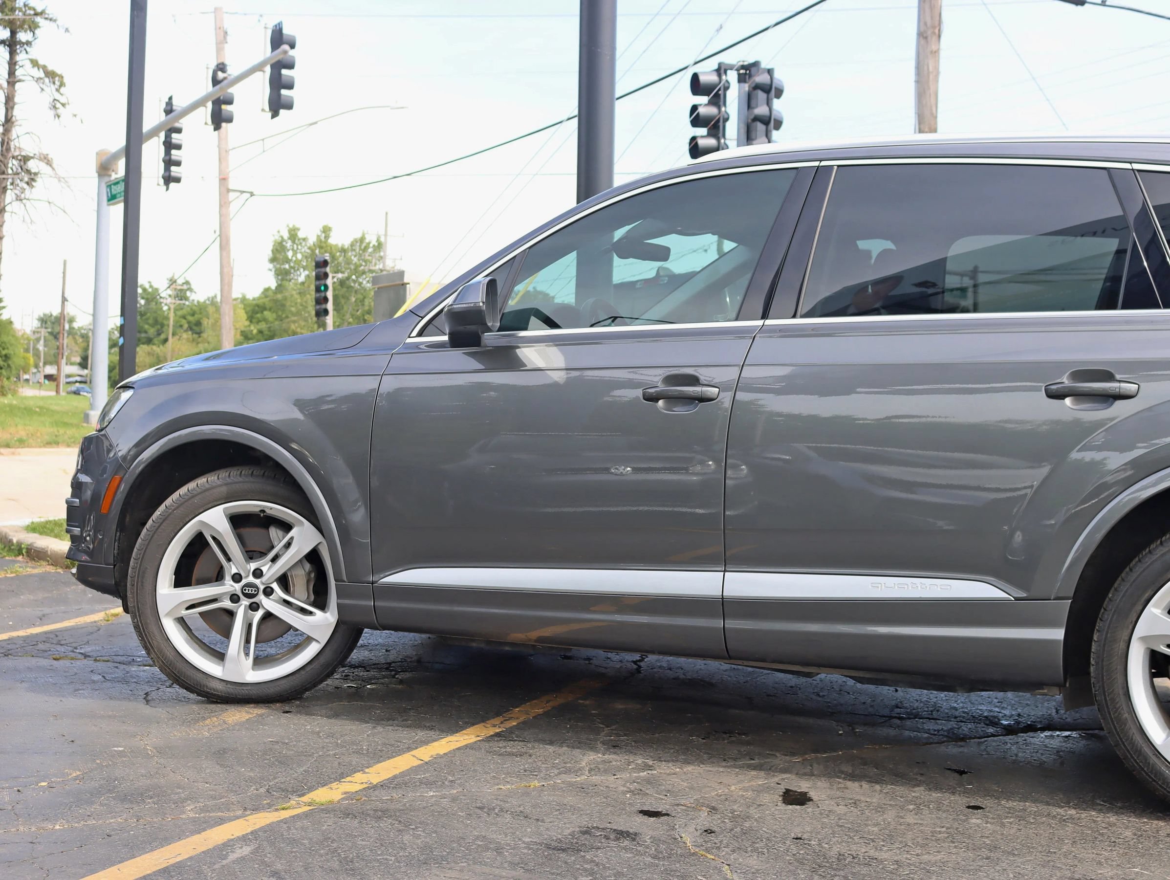Used 2019 Audi Q7 3.0T Prestige AWD/4WD image 13