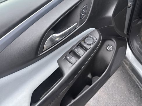 Used 2024 Buick Envista Preferred w/ Convenience I Package image 16