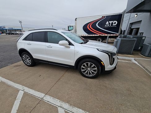 Used 2020 Cadillac XT4 Sport w/ Driver Awareness Package image 3