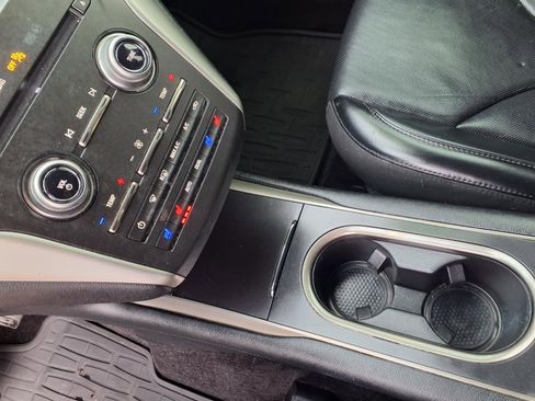 Used 2017 Lincoln MKC Reserve image 24