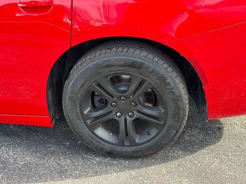 Used 2021 Dodge Charger SXT w/ Leather Interior Group image 6