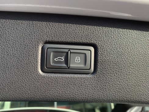 Certified 2025 Audi Q7 Premium Plus w/ Premium Plus Package image 22