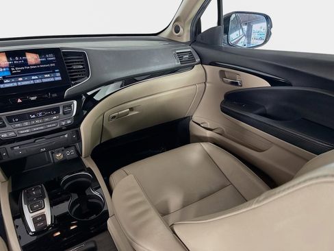 Used 2021 Honda Pilot Touring image 26
