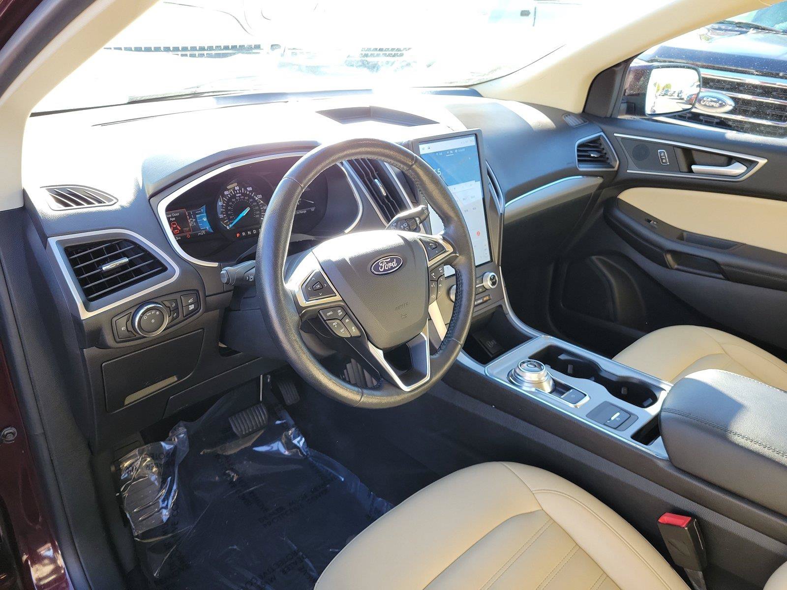 Used 2021 Ford Edge SEL w/ Convenience Package AWD/4WD image 18