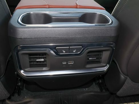 New 2026 GMC Sierra 2500 Denali Ultimate w/ Max Trailering Package AWD/4WD image 16