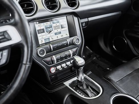 Used 2019 Ford Mustang GT Premium w/ Equipment Group 401A RWD image 22