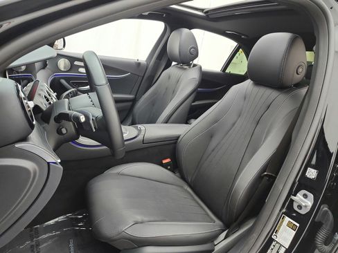 Used 2023 Mercedes-Benz E 350 Sedan image 10