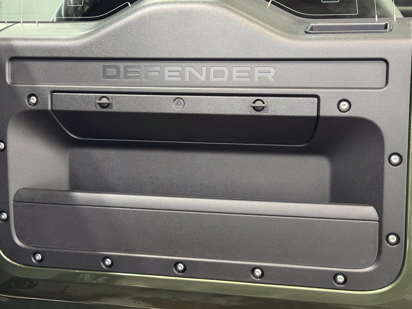 New 2026 Land Rover Defender 110 X-Dynamic SE AWD/4WD image 41
