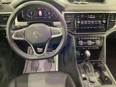 Used 2023 Volkswagen Atlas Cross Sport SE w/ Black Wheel Package AWD/4WD image 6