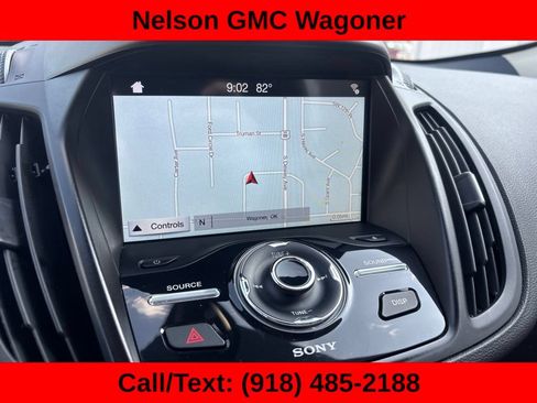 Used 2018 Ford Escape Titanium FWD image 12
