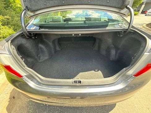 Used 2014 Toyota Camry SE FWD image 32