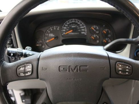 Used 2006 GMC Sierra 2500 SLT w/ Onstar Plus Package image 13