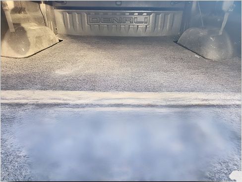 Used 2017 GMC Sierra 1500 Denali w/ Denali Ultimate Package image 8