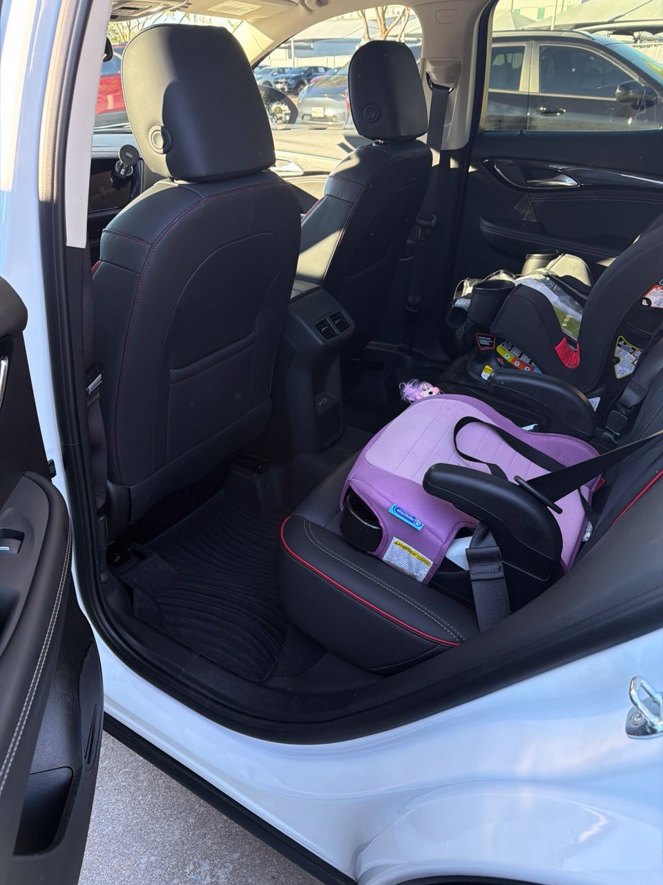 Used 2023 Buick Envision Essence w/ Technology Package I AWD/4WD image 15