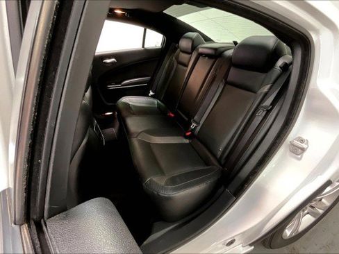 Used 2022 Dodge Charger SXT w/ Leather Interior Group image 26