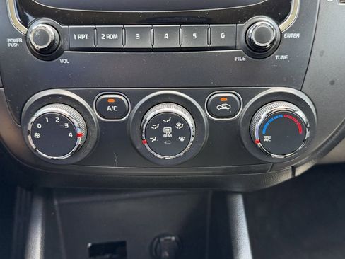 Used 2018 Kia Forte LX FWD image 23