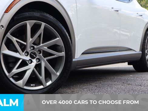 Used 2025 Genesis GV60 Advanced image 3