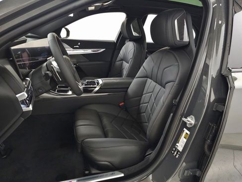 New 2026 BMW 760i xDrive w/ Executive Package AWD/4WD image 12