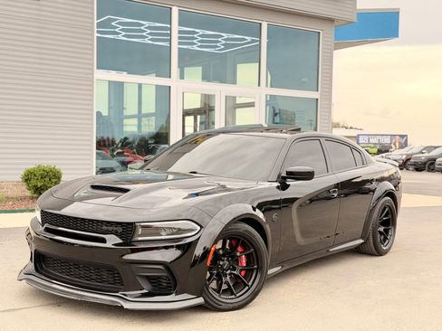 Used 2022 Dodge Charger SRT Hellcat image 2