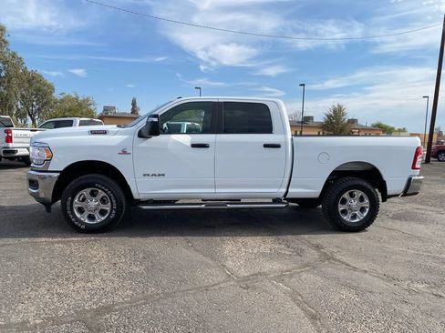 Used 2024 RAM 2500 Big Horn AWD/4WD image 3