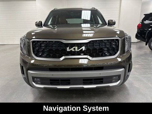 Used 2023 Kia Telluride SX Prestige X-Line AWD/4WD image 2