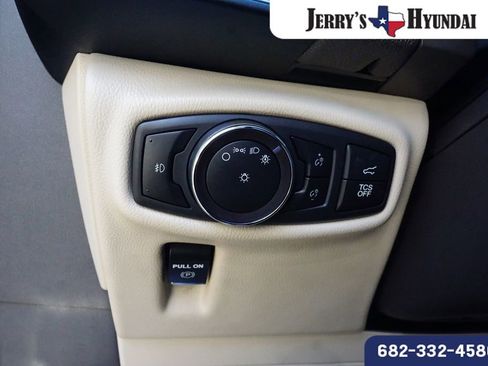 Used 2020 Lincoln Nautilus Reserve w/ Equipment Group 201A image 15