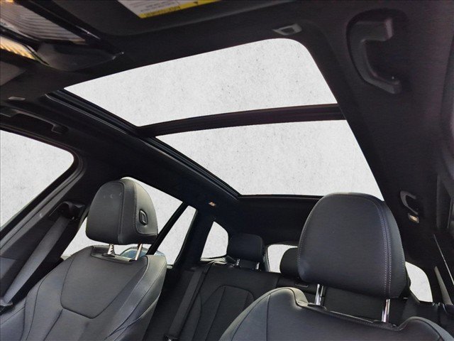 Used 2023 BMW X3 sDrive30i w/ Premium Package w/ZPA RWD image 16