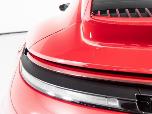 Certified 2025 Porsche 911 Carrera image 29