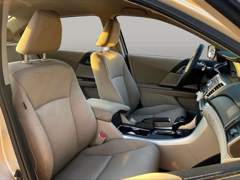 Used 2014 Honda Accord LX image 9