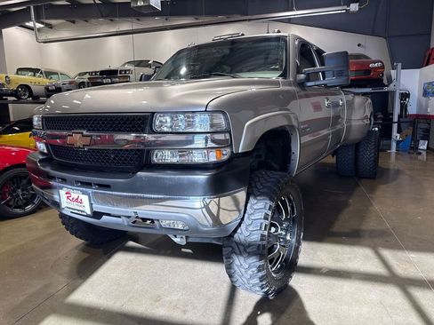 Used 2002 Chevrolet Silverado 3500 LT w/ Off-Road Skid Plate Pkg image 57