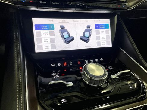 Used 2022 Jeep Grand Wagoneer Series I image 27