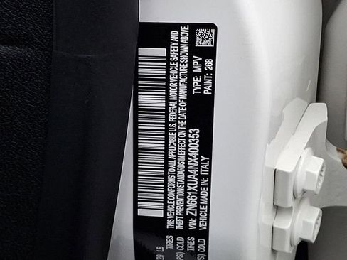 Used 2022 Maserati Levante GT image 33