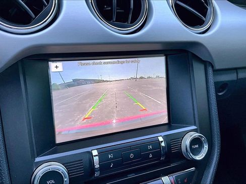 Used 2017 Ford Mustang GT Premium w/ Black Accent Package RWD image 20