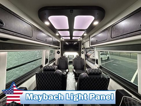 Used 2019 Mercedes-Benz Sprinter 170 w/ Driver Convenience Package image 3