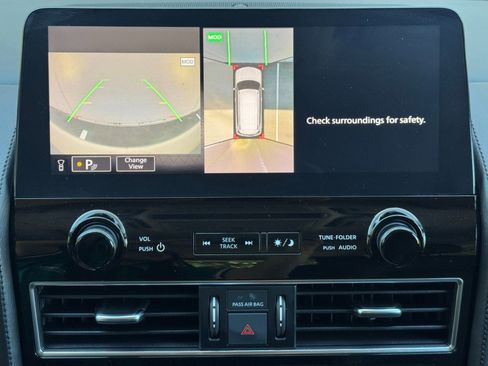 Used 2021 Nissan Armada SL w/ Captain's Chairs Package AWD/4WD image 29