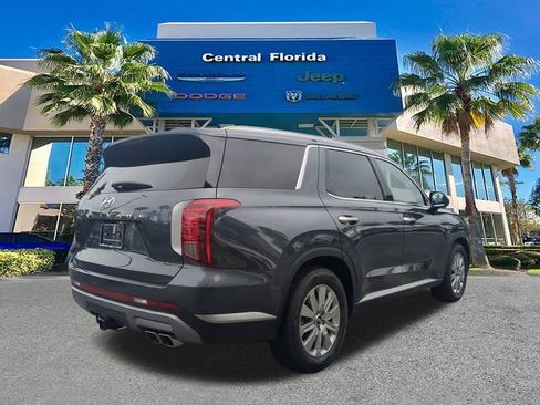 Used 2025 Hyundai Palisade SEL FWD image 5