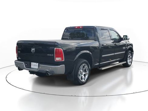 Used 2017 RAM 1500 Laramie w/ Convenience Group AWD/4WD image 4
