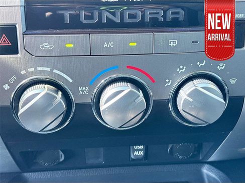 Used 2017 Toyota Tundra SR5 w/ SR5 Upgrade Package image 16