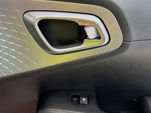 Used 2020 Kia Soul LX image 29