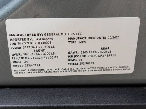 Used 2026 GMC Yukon Denali Ultimate w/ LPO, Floor Liner Package AWD/4WD image 43