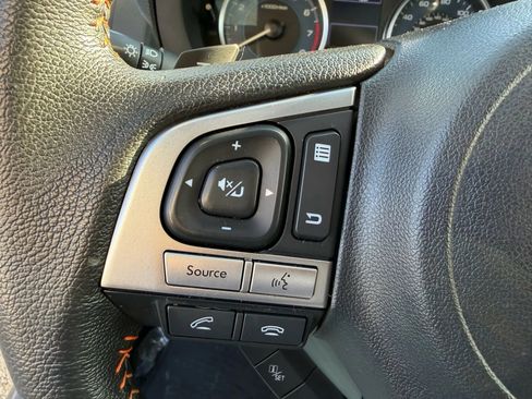 Used 2017 Subaru Crosstrek 2.0i Limited image 39