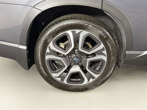 Used 2024 Subaru Ascent Touring AWD/4WD image 34