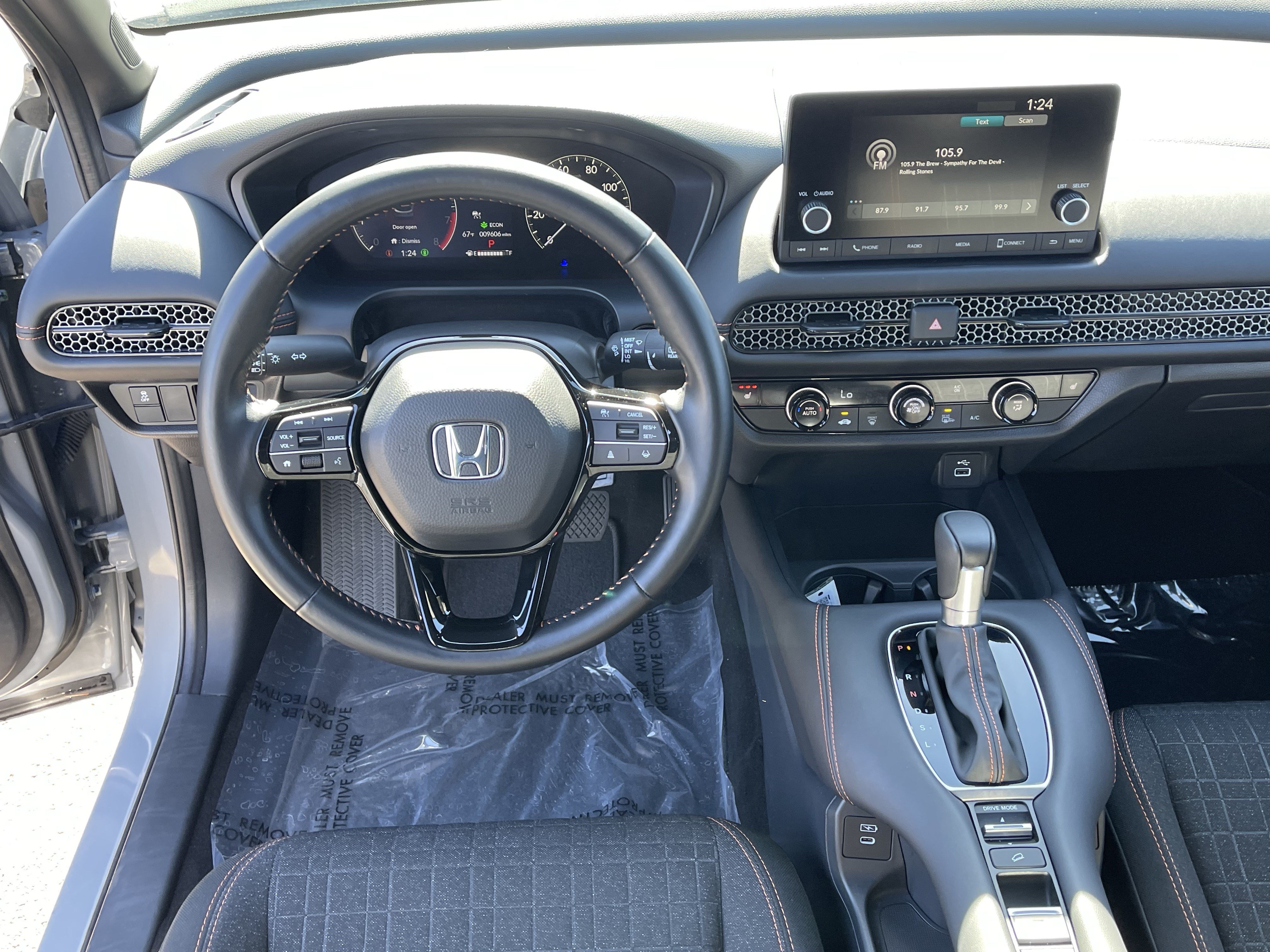 Used 2025 Honda HR-V Sport image 12