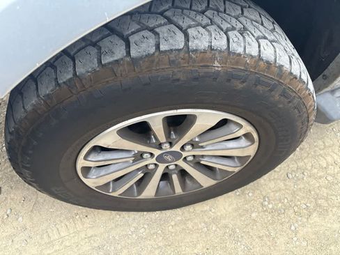 Used 2017 Ford Expedition EL XLT AWD/4WD image 2