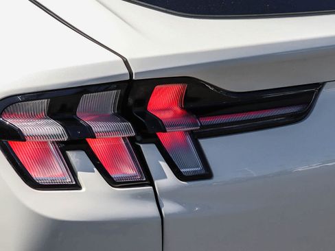 Used 2023 Ford Mustang Mach-E Select RWD image 11