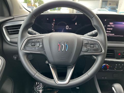 Used 2025 Buick Encore GX Preferred image 28